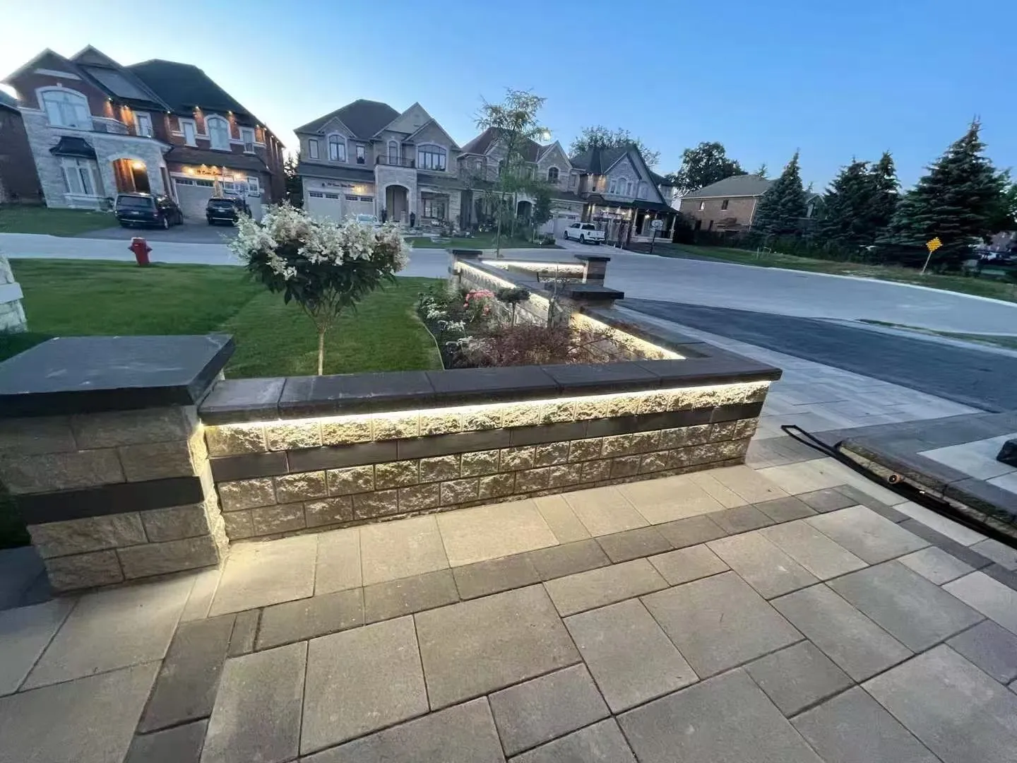 landscape pavement driveway