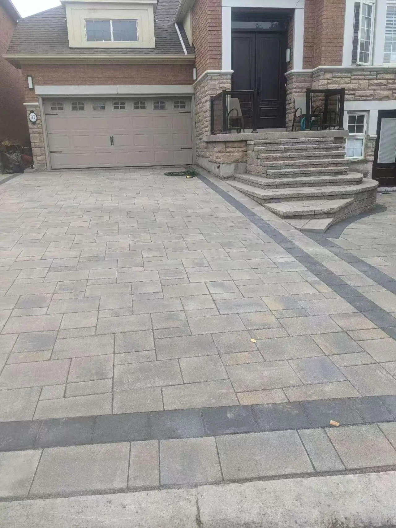 landscape pavement driveway