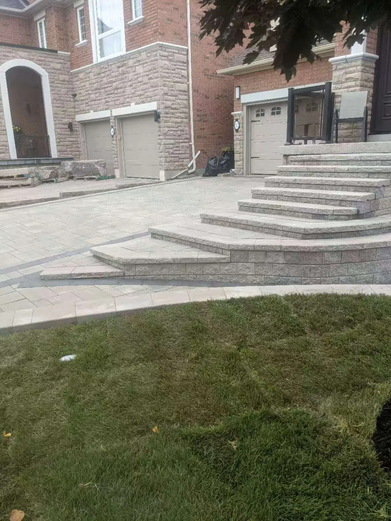 landscape pavement driveway